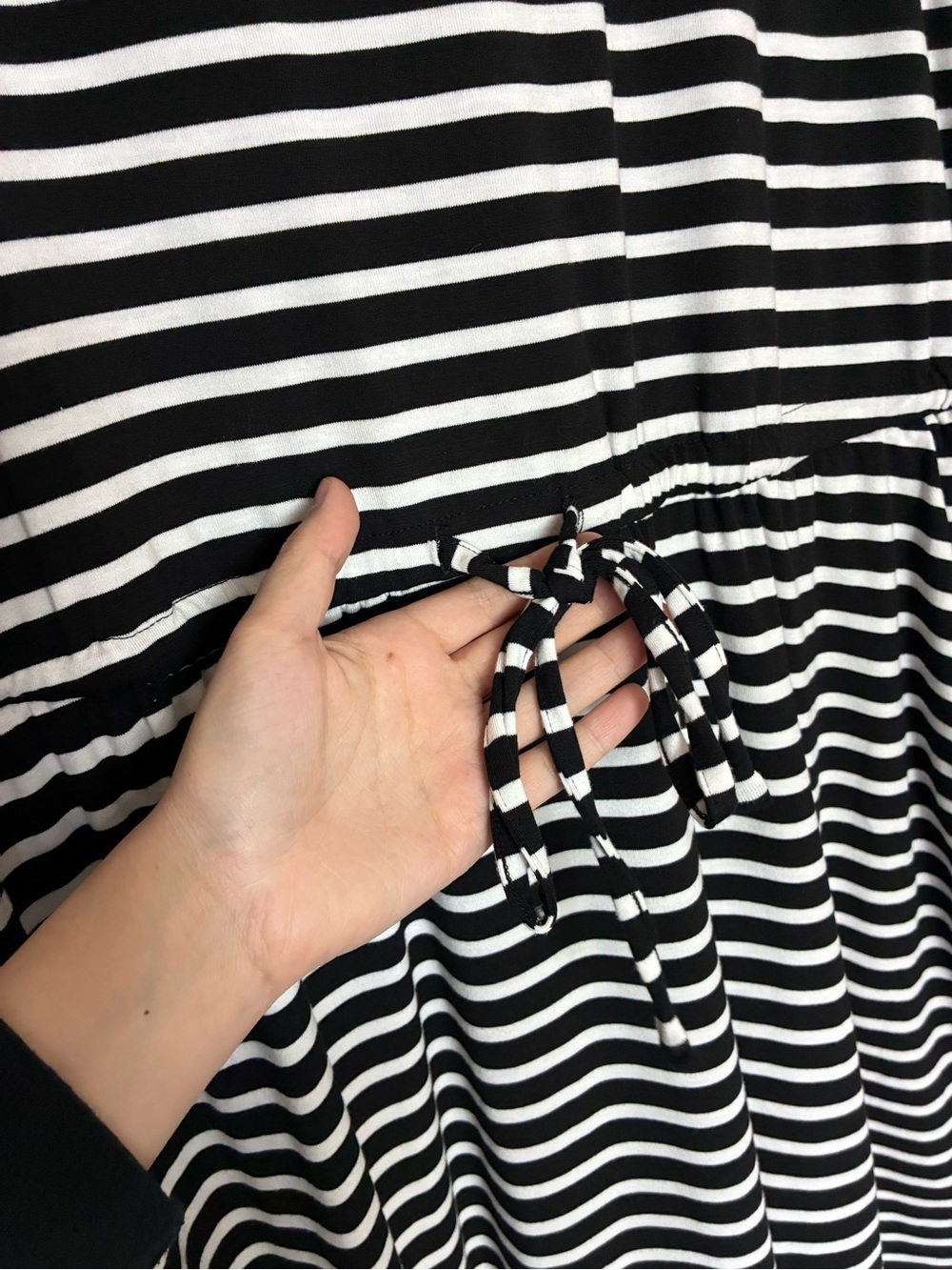 Torrid Goth Black & White Striped Sleeveless Dress Pockets NWT size - Picture 11 of 16